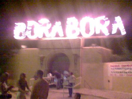 l'entr� de borabora